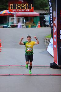 BIB: 1390
                            <button type="button" onclick="openModal(5717398)" class="btn btn-primary btn-sm float-right btn-popup" data-toggle="modal" data-target=".modal-high-quality">
                        <i class="fas fa-shopping-cart"></i> Add to Cart
                    </button>
                                            <button type="button" onclick="isThisMe(5717398, true)" class="btn btn-success btn-sm float-right btn-popup btn-isme hidden" data-toggle="tooltip" data-placement="bottom" title="นี่คือรูปของคุณใช่ไหม คลิกที่นี่เพื่อเอาเข้าอัลบั้ม">
                        <i class="fas fa-plus"></i> Add to album
                    </button>
                    <button type="button" onclick="isThisMe(5717398, false)" class="btn btn-warning btn-sm float-right btn-popup btn-isnotme hidden">
                        <i class="fas fa-ban"></i> Remove from album
                    </button>